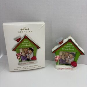 2012 Hallmark Keepsake Ornament What Happens At Grandma's Photo Holder‎